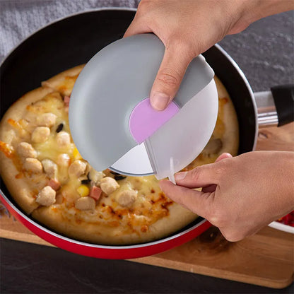 Roulette à pizza géante.