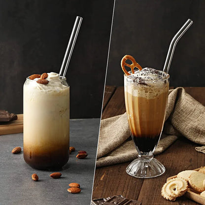 12 pailles réutilisables en verre.